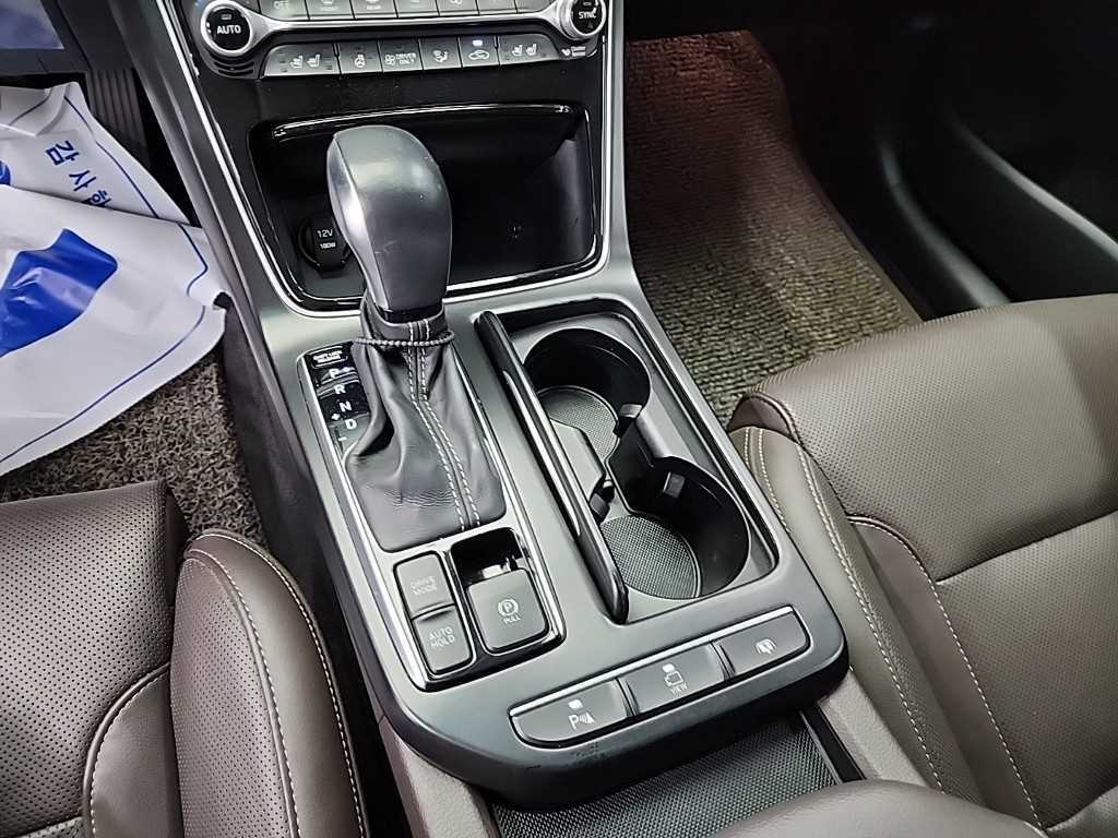 HYUNDAI Grandeur - Vista 8