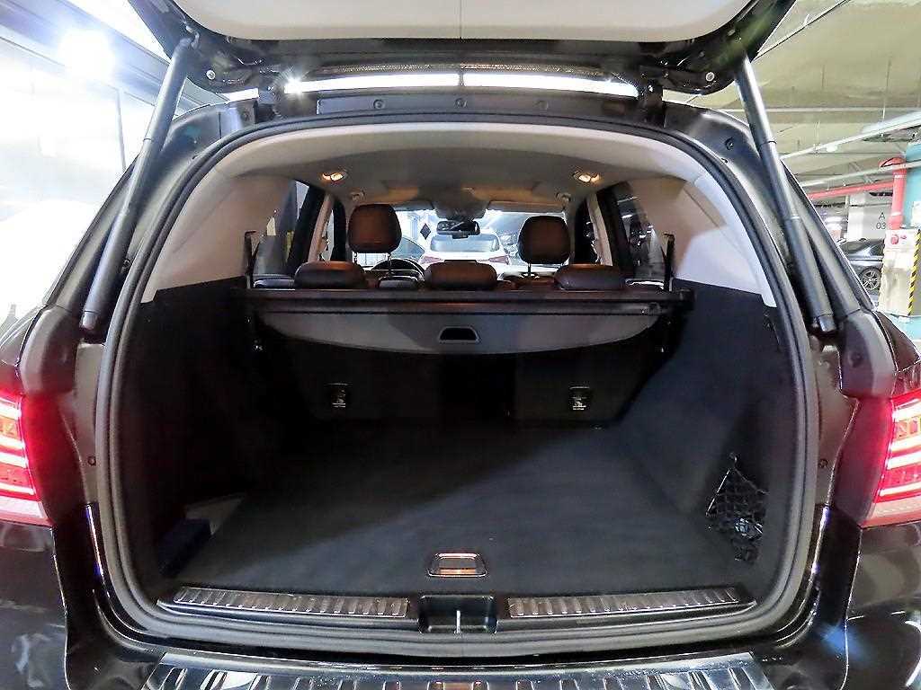 Mercedes Benz GLE Class 2016 Negro - Importación desde Corea - HF Imports Iquique - Foto 17