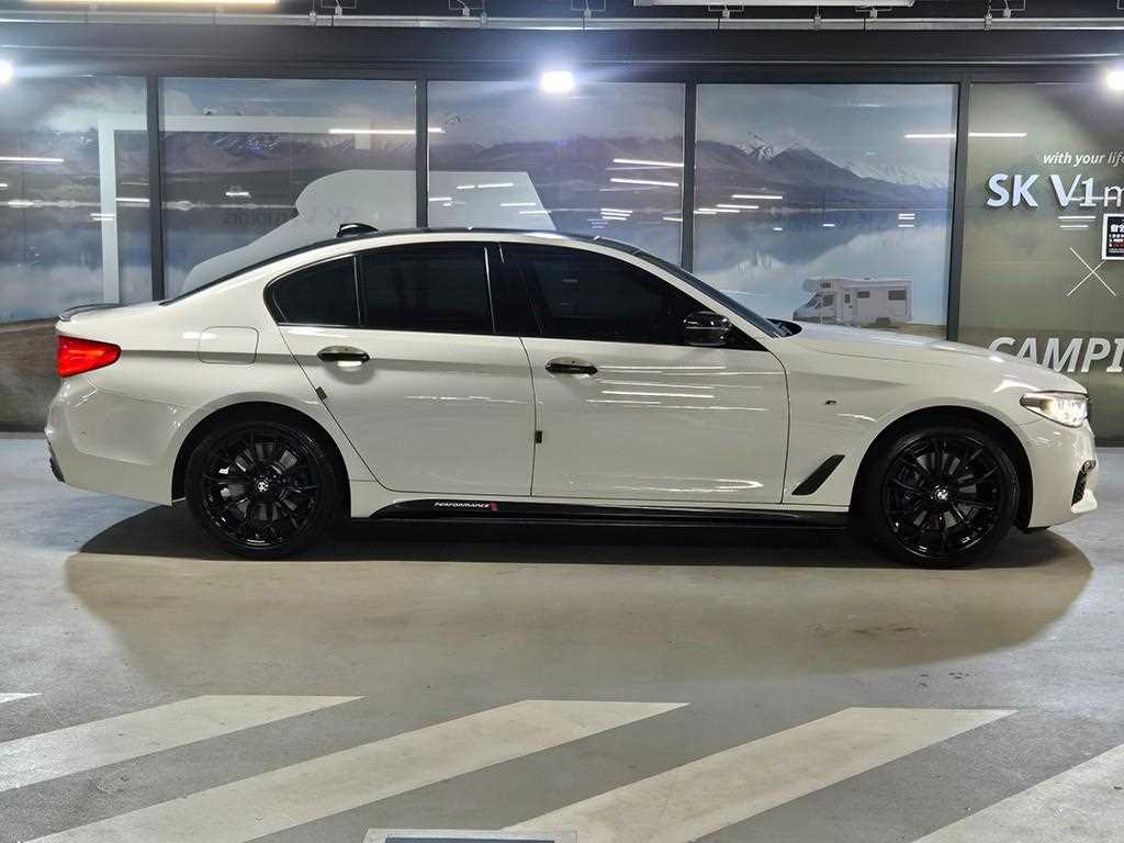 BMW 5 Series - Vista 3