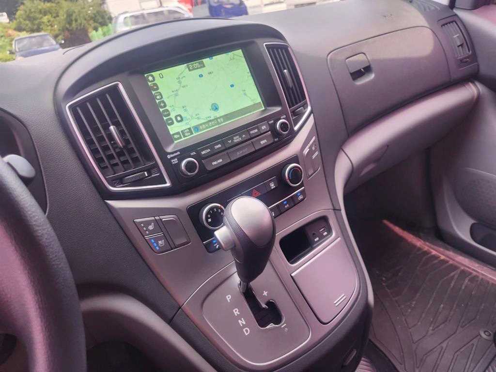 HYUNDAI Starex 2016 Negro - Importación desde Corea - HF Imports Iquique - Foto 14