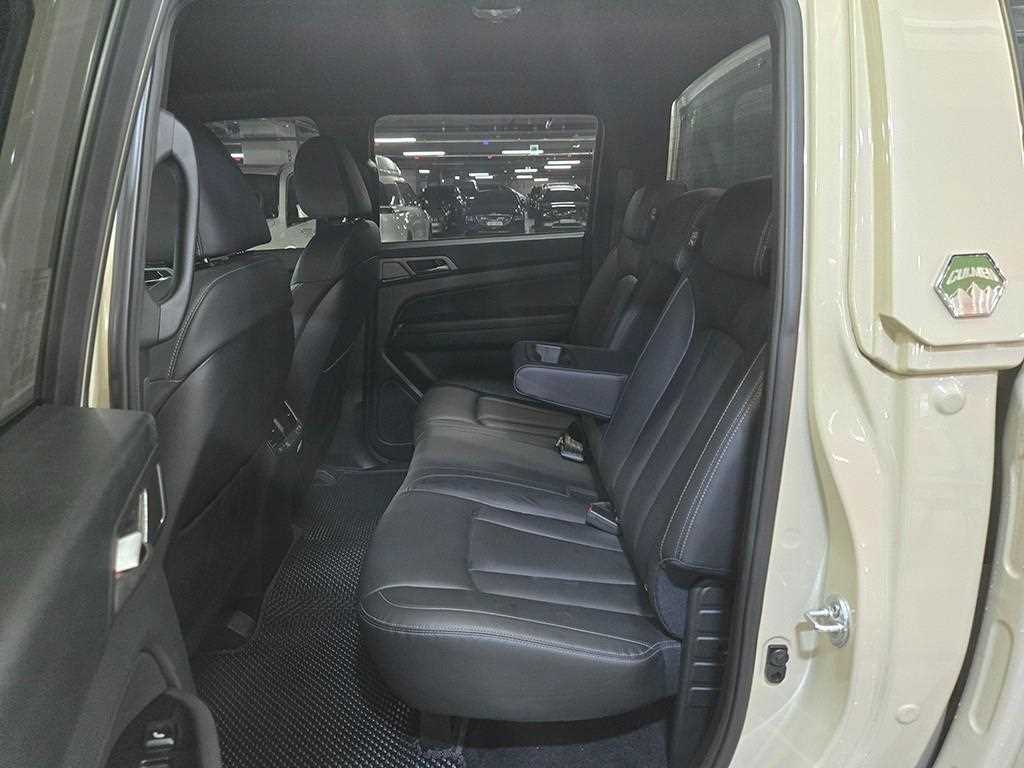 Ssangyong Rexton - Vista 7