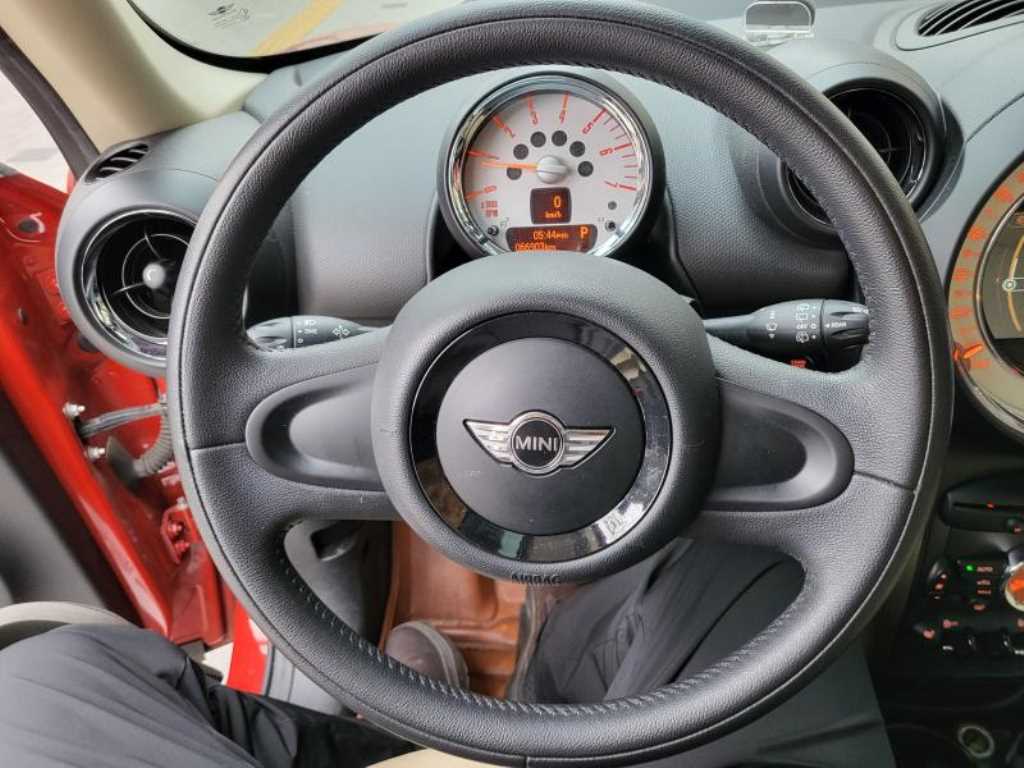 Mini Countryman - Vista 7