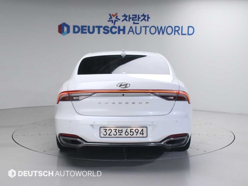 HYUNDAI Grandeur - Vista 4