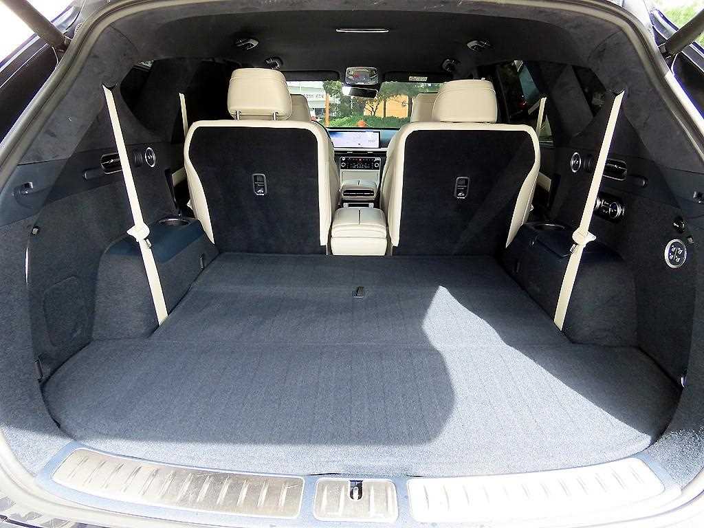 Genesis GV80 2024 Negro - Importación desde Corea - HF Imports Iquique - Foto 18