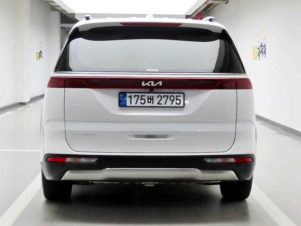 KIA Carnival - Vista 3