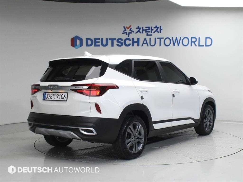 KIA Seltos - Vista 2