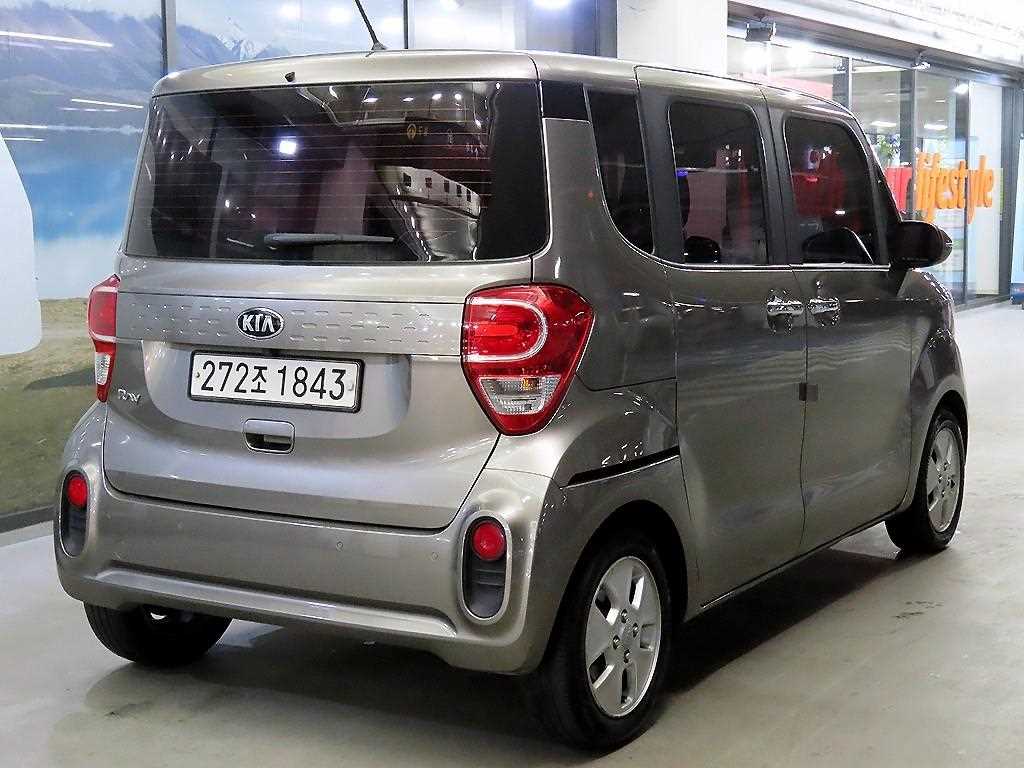 KIA Ray - Vista 4