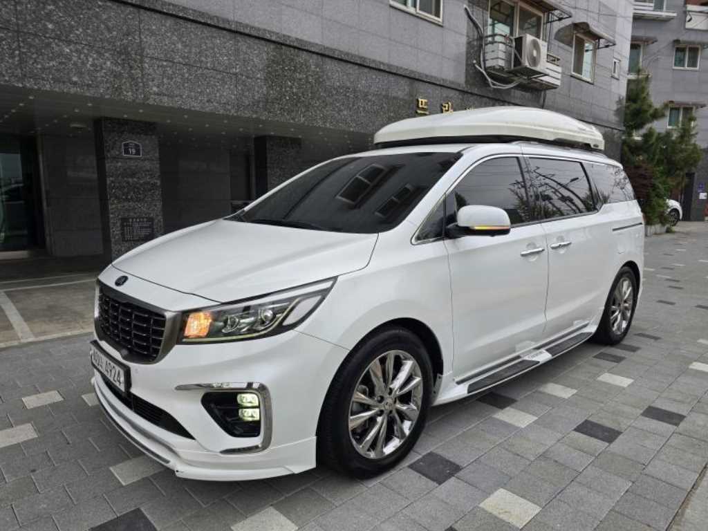 KIA Carnival - Vista 2