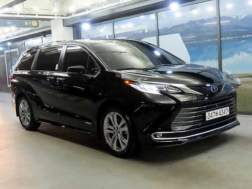 Toyota Siena 2021 - Importación desde Corea - HF Imports Iquique - Foto 1
