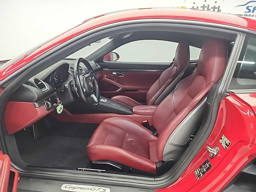 Porsche 718 - Vista 11