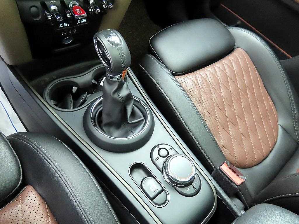 Mini Countryman - Vista 11