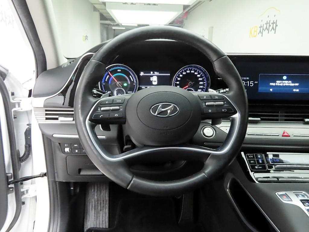 HYUNDAI Grandeur - Vista 7