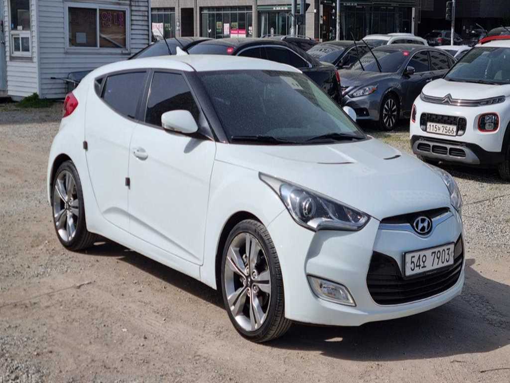 HYUNDAI Veloster - Vista 3
