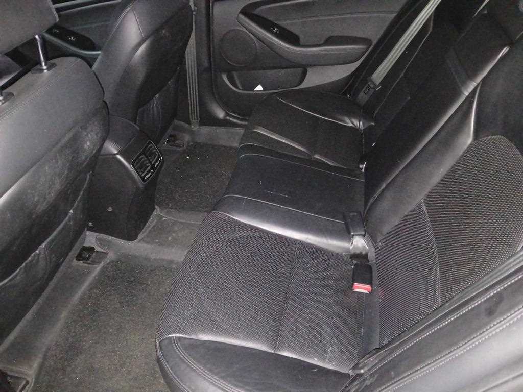 KIA K7 2013 Negro - Importación desde Corea - HF Imports Iquique - Foto 16