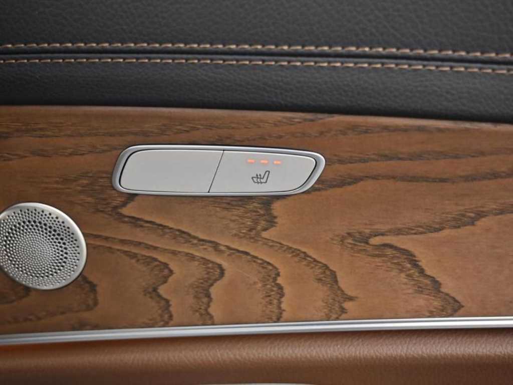 Mercedes Benz E class 2021 Plateado - Importación desde Corea - HF Imports Iquique - Foto 16