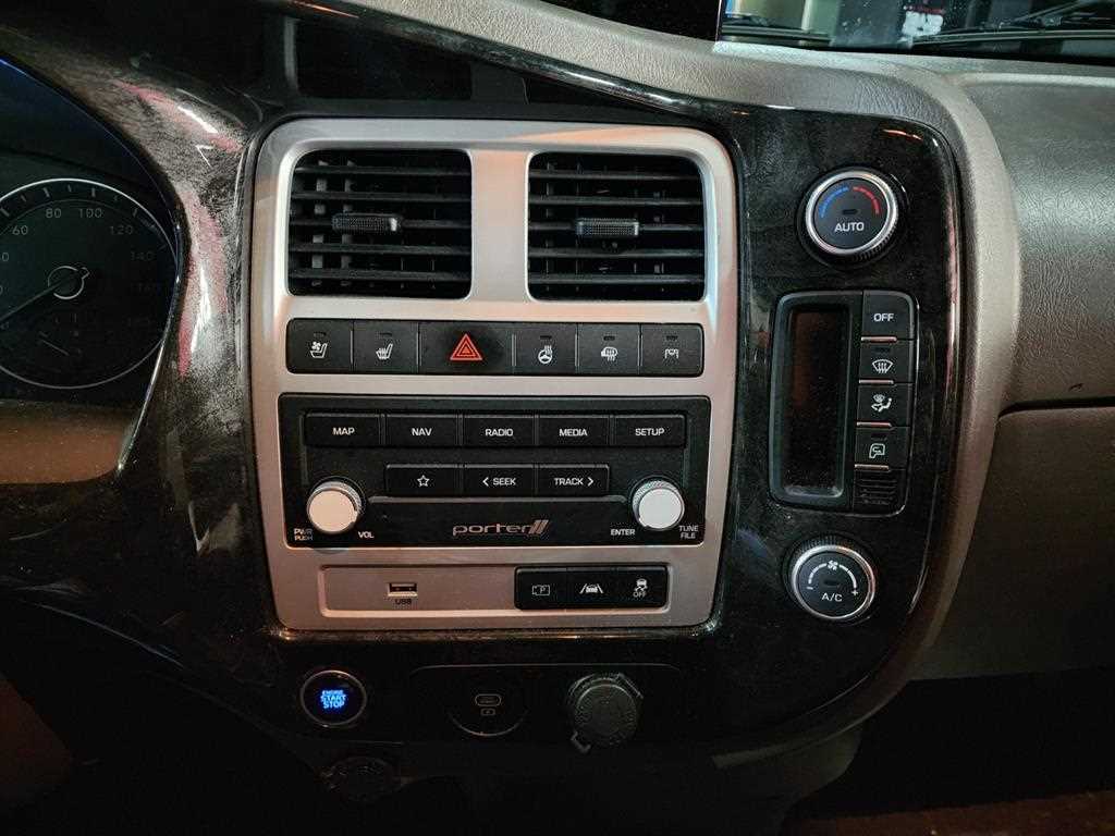 Small Truck Normal Box(High Deck) 2025 Blanco - Importación desde Corea - HF Imports Iquique - Foto 16