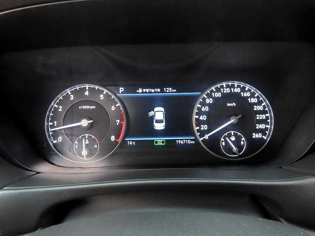 Genesis EQ900 - Vista 9