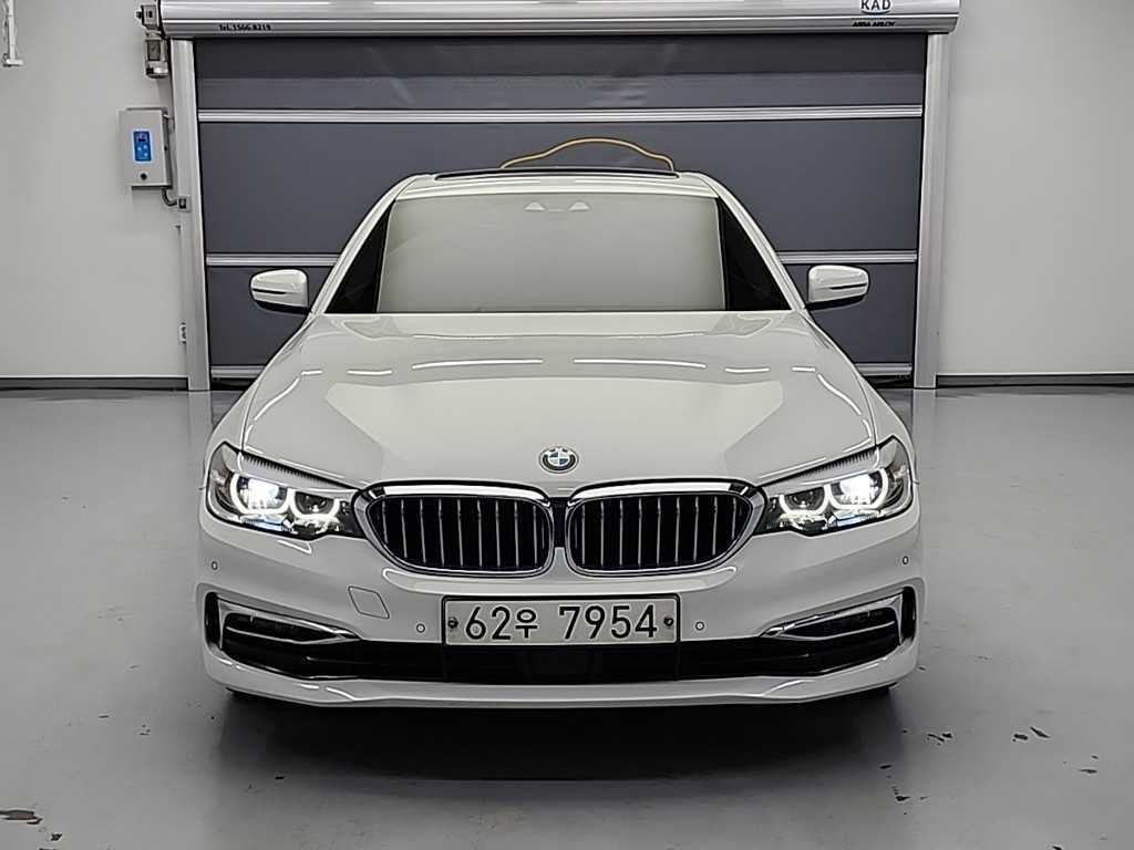 BMW 5 Series - Vista 2