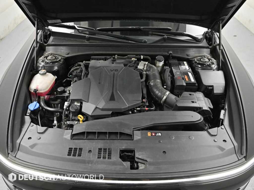 HYUNDAI Grandeur - Vista 6
