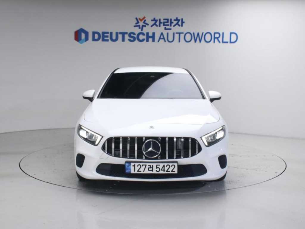 Mercedes Benz A Class - Vista 3