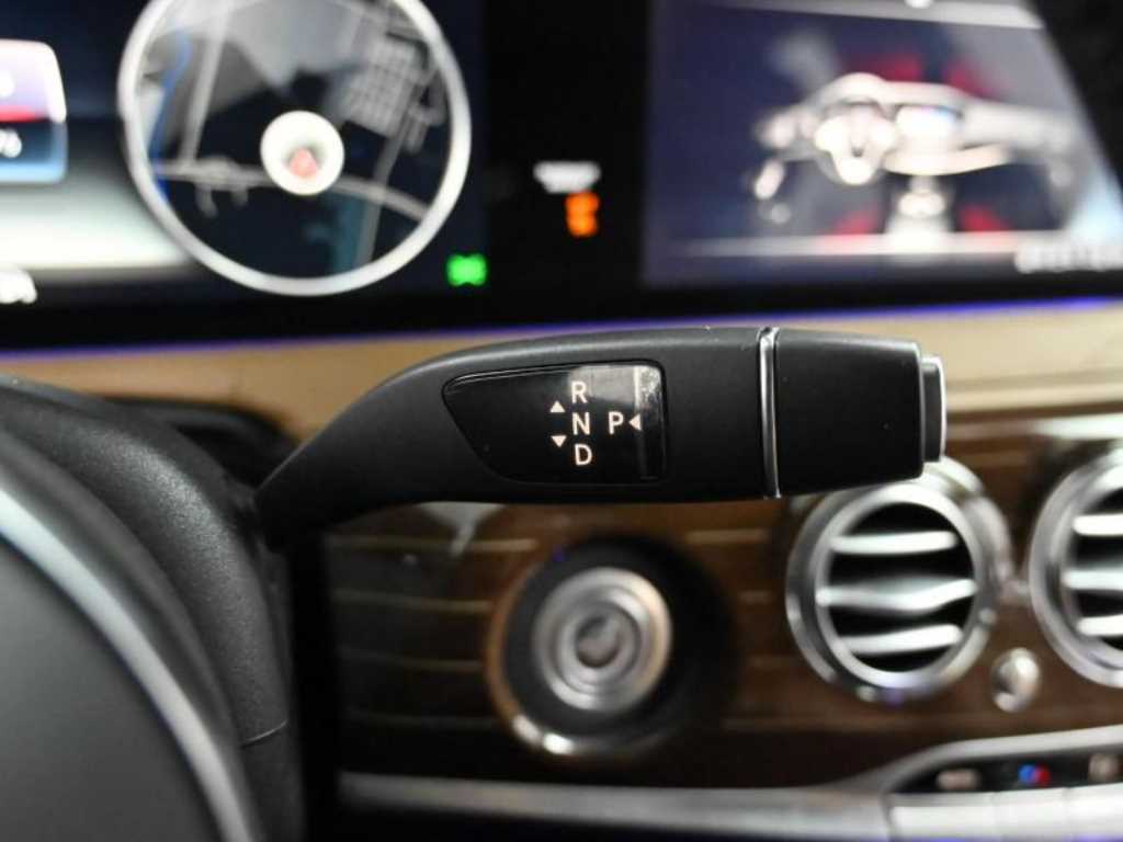 Mercedes Benz S Class - Vista 10