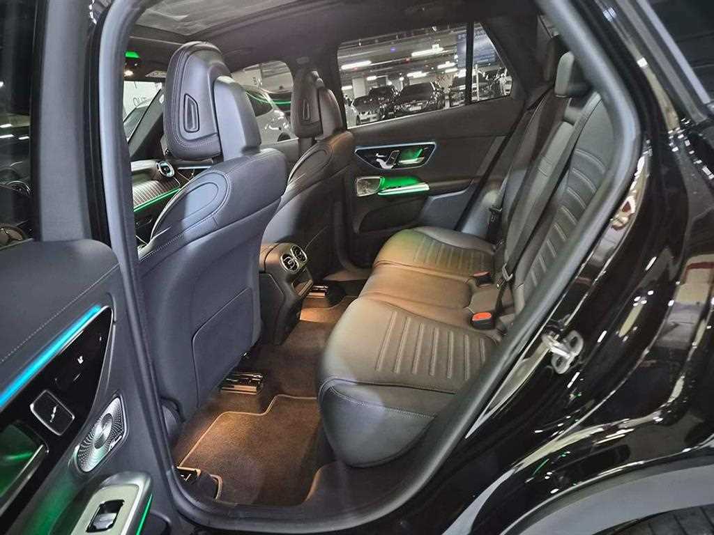 Mercedes Benz GLC Class - Vista 7