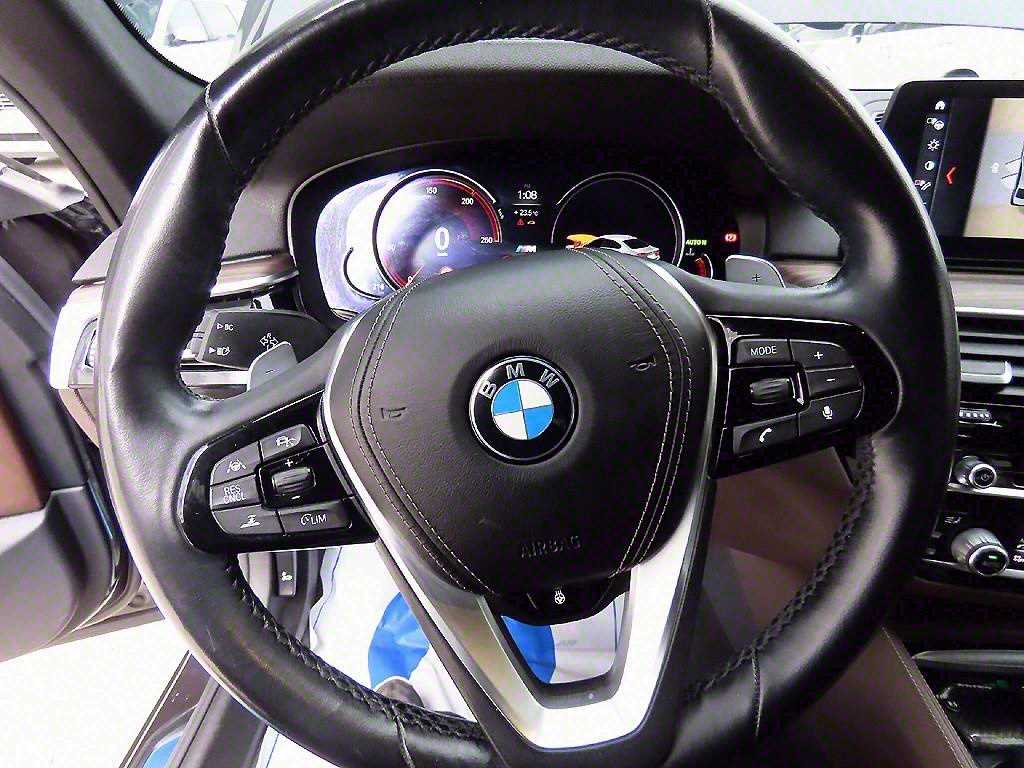 BMW 5 Series - Vista 8