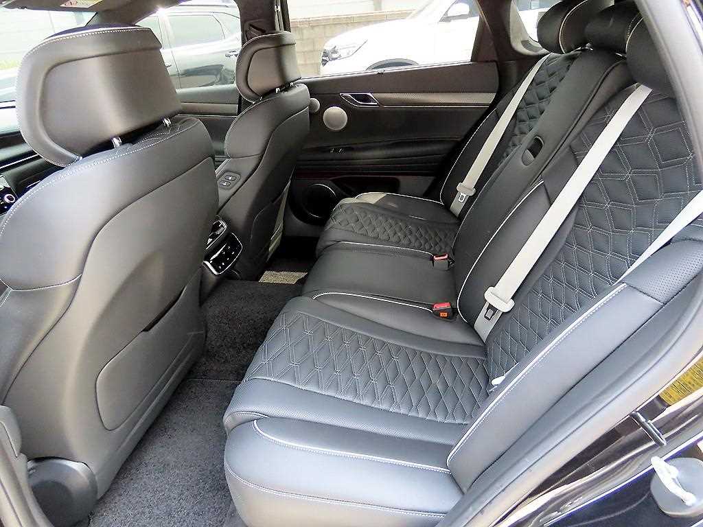 Genesis G80 - Vista 6