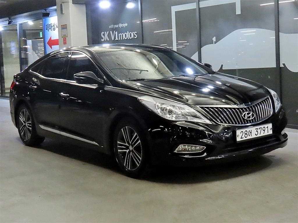 HYUNDAI Grandeur - Vista 2