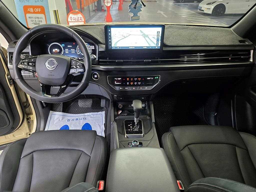 Ssangyong Rexton - Vista 10