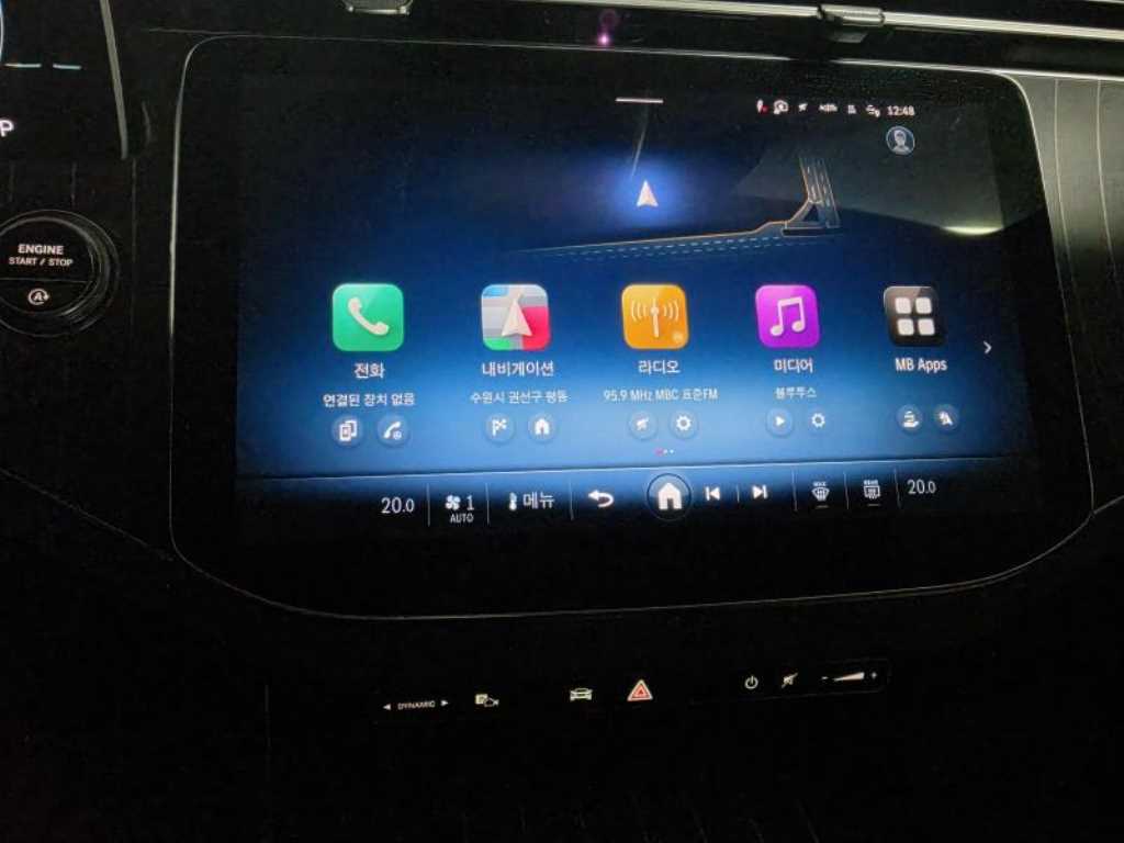 Mercedes Benz E class - Vista 8