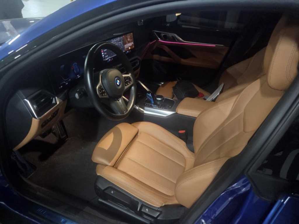 BMW i4 - Vista 10