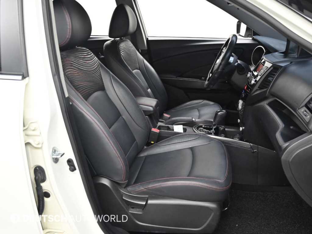 Ssangyong Tivoli - Vista 10