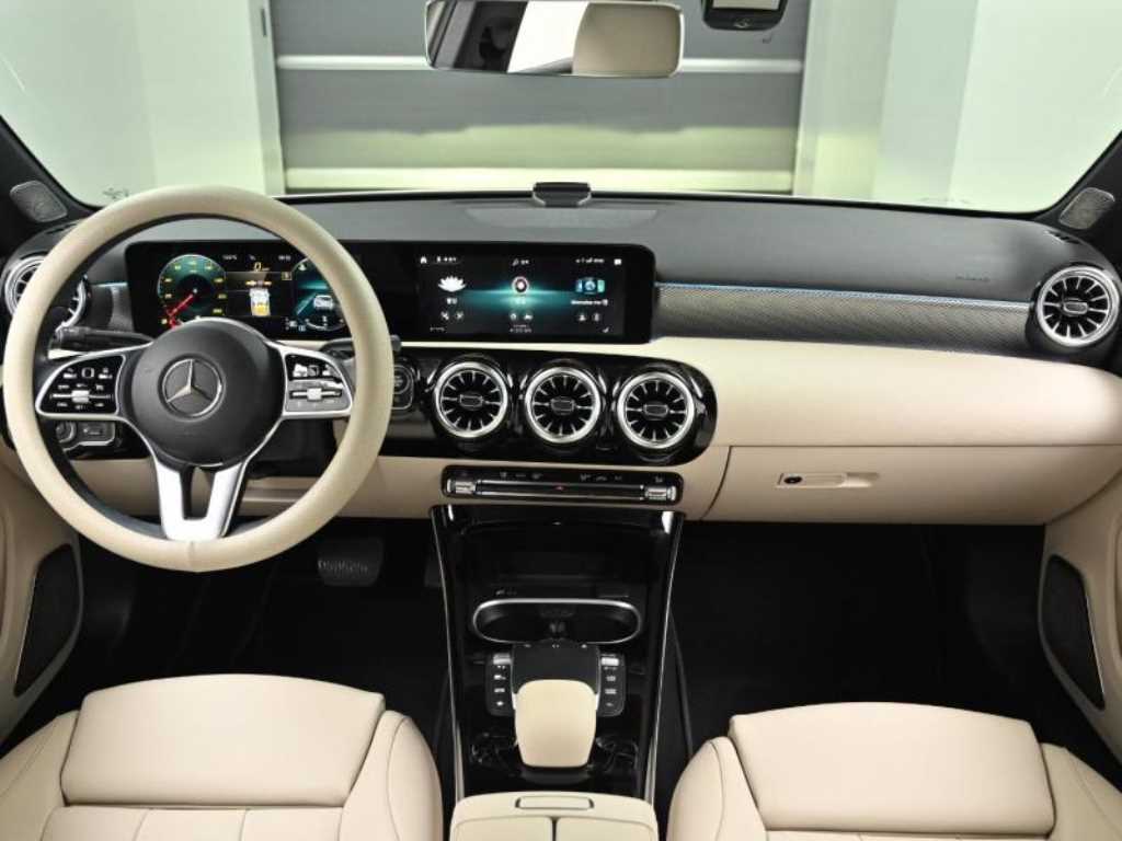 Mercedes Benz A Class - Vista 7