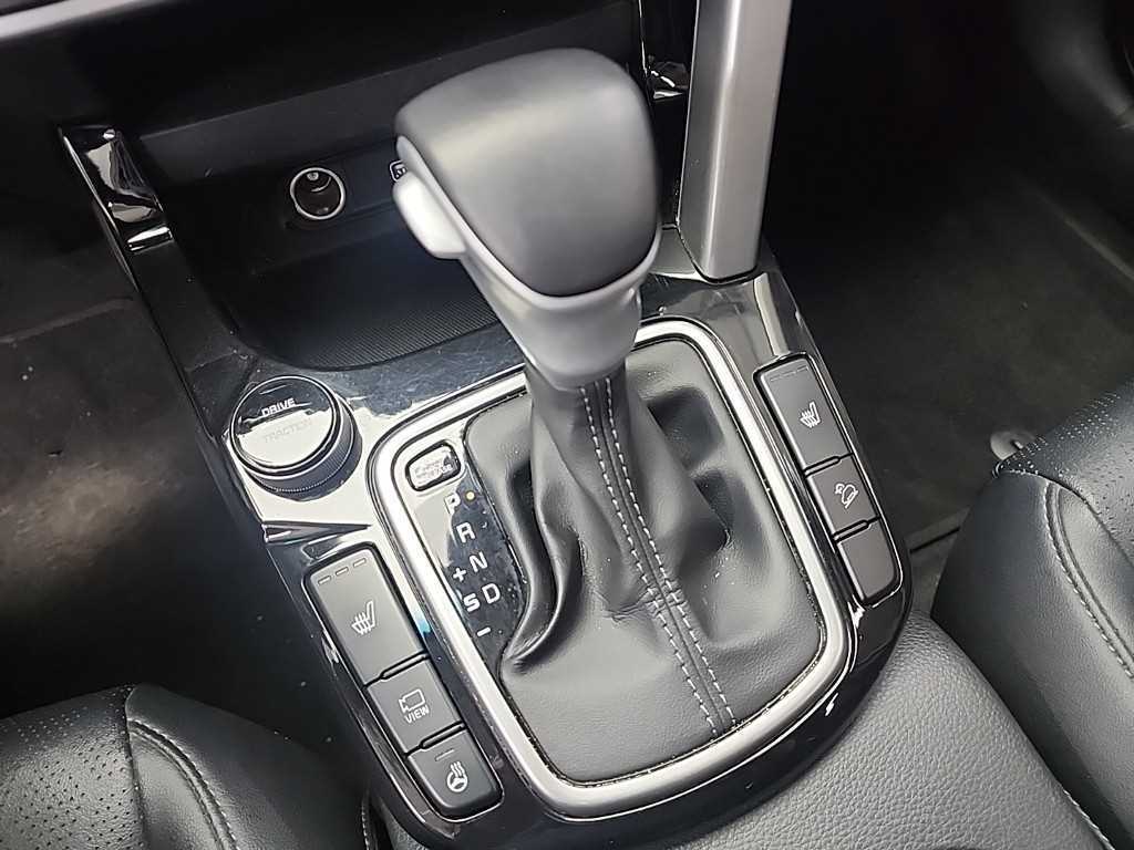 KIA Seltos - Vista 8