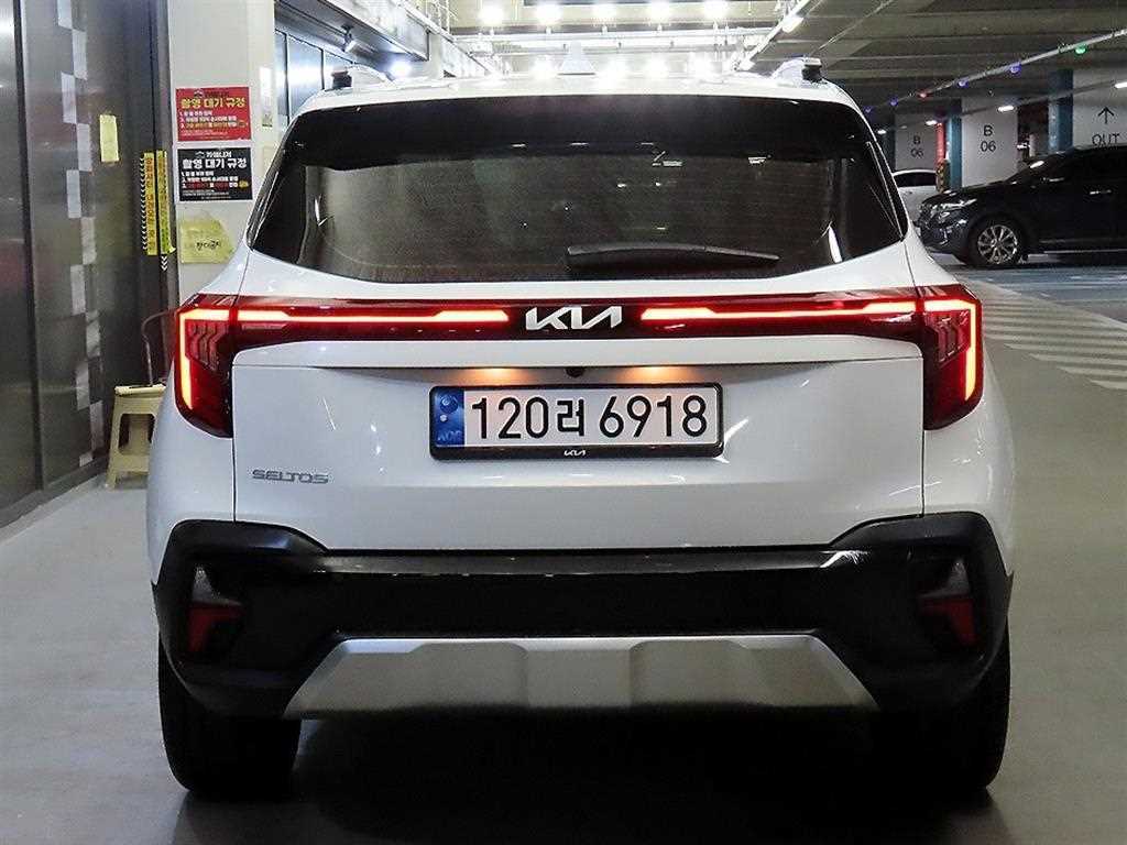KIA Seltos - Vista 5