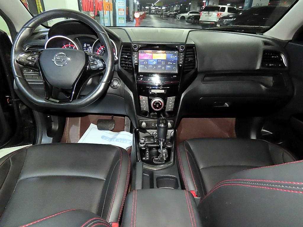 Ssangyong Tivoli - Vista 10