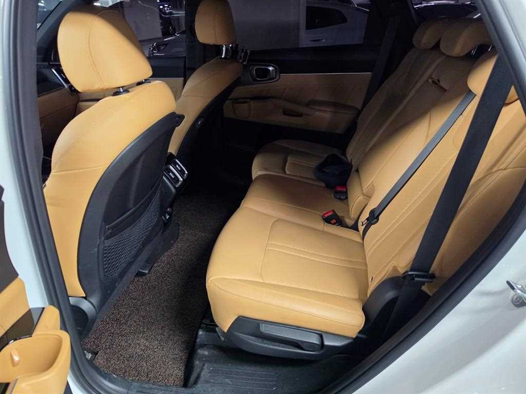 KIA Sorento - Vista 5