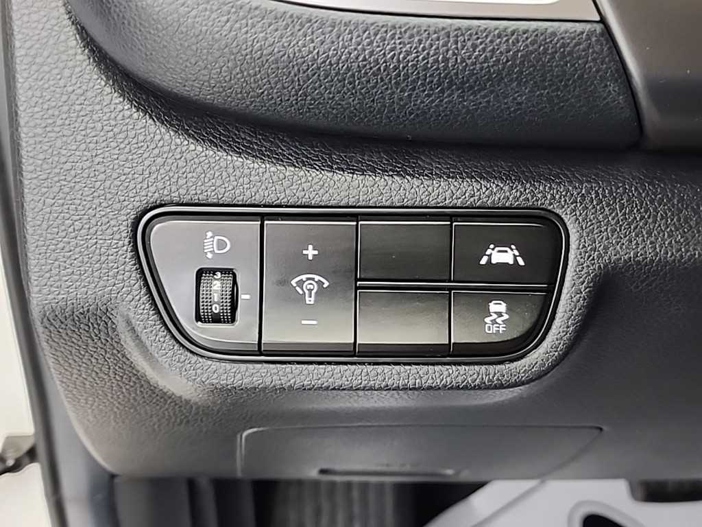 KIA Seltos 2020 Blanco - Importación desde Corea - HF Imports Iquique - Foto 17