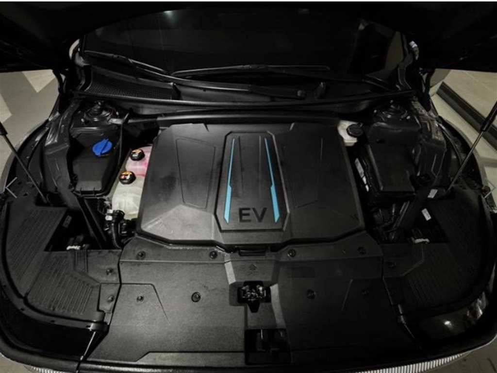 HYUNDAI Ioniq 5 - Vista 12