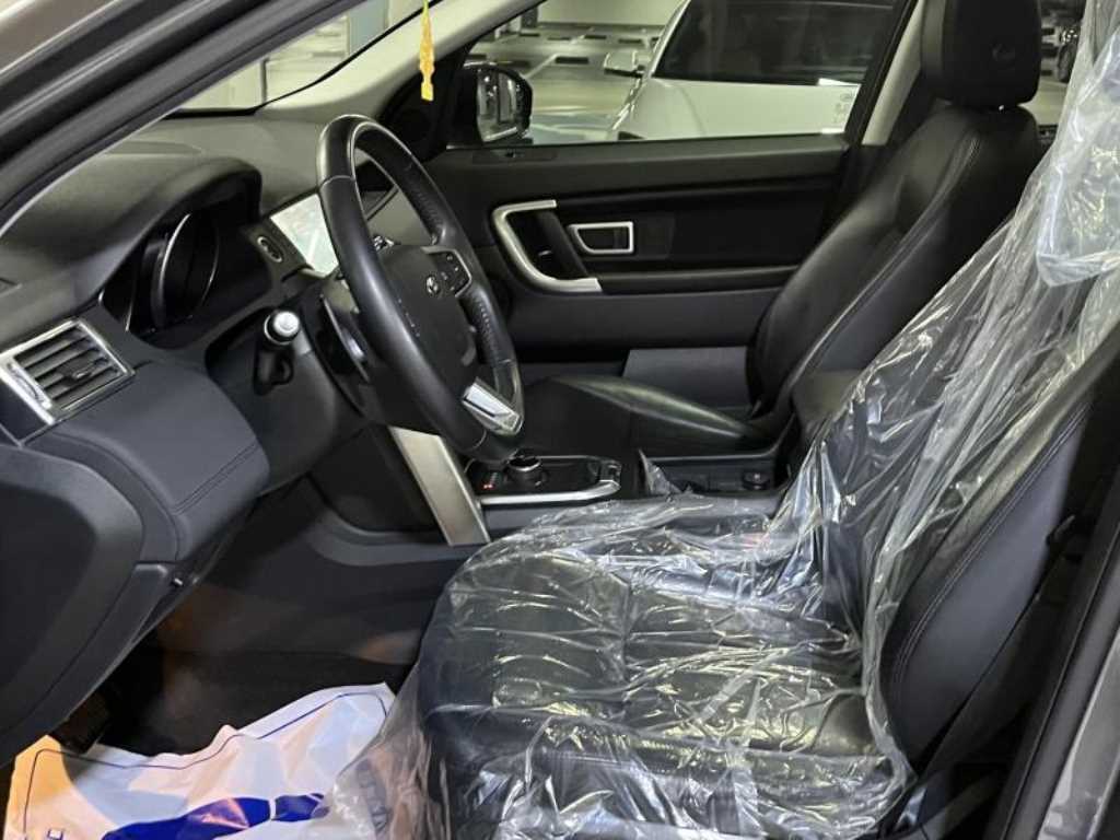 Land Rover Discovery Sports - Vista 11