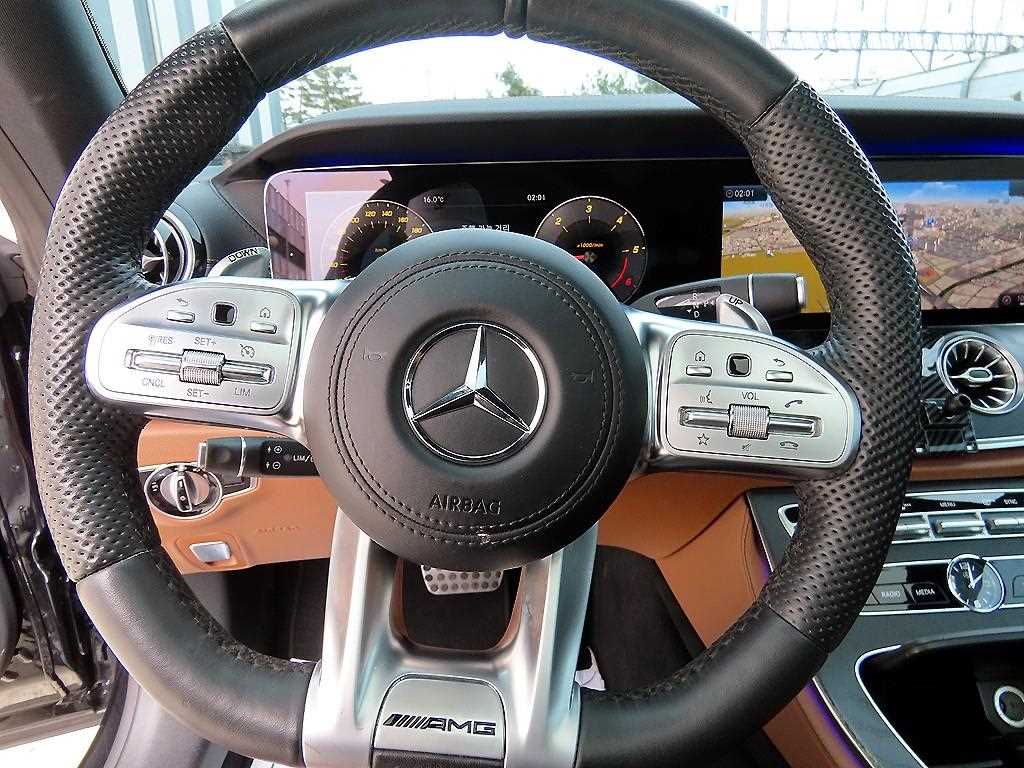 Mercedes Benz E class - Vista 9