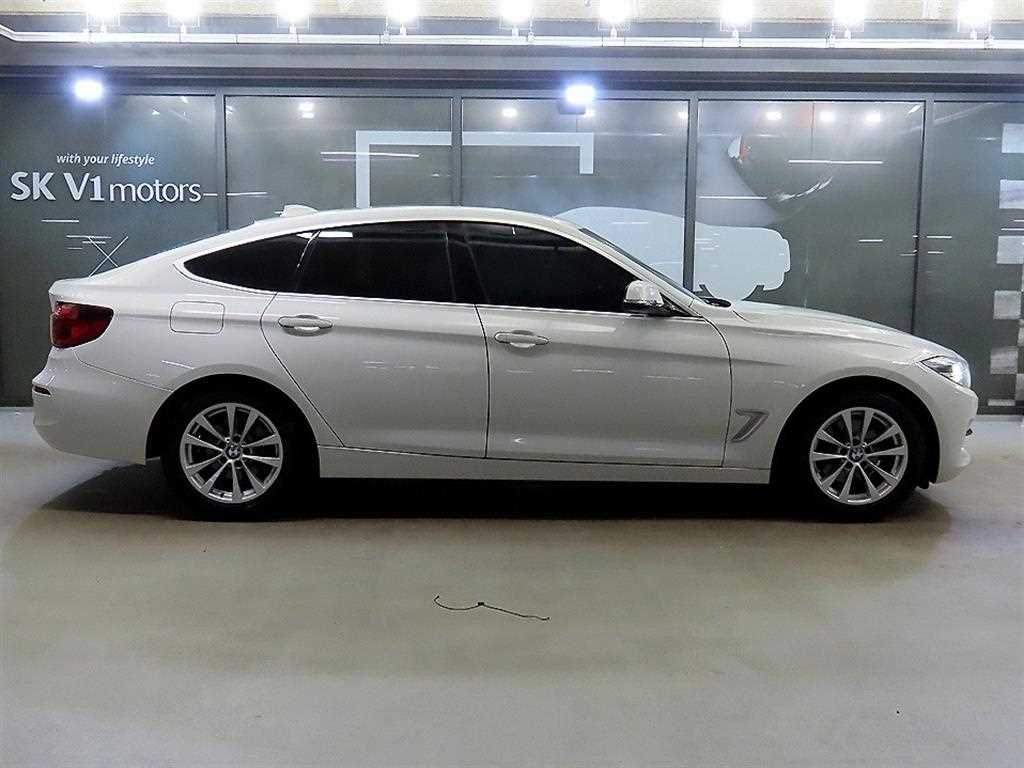 BMW Gran Turismo - Vista 3