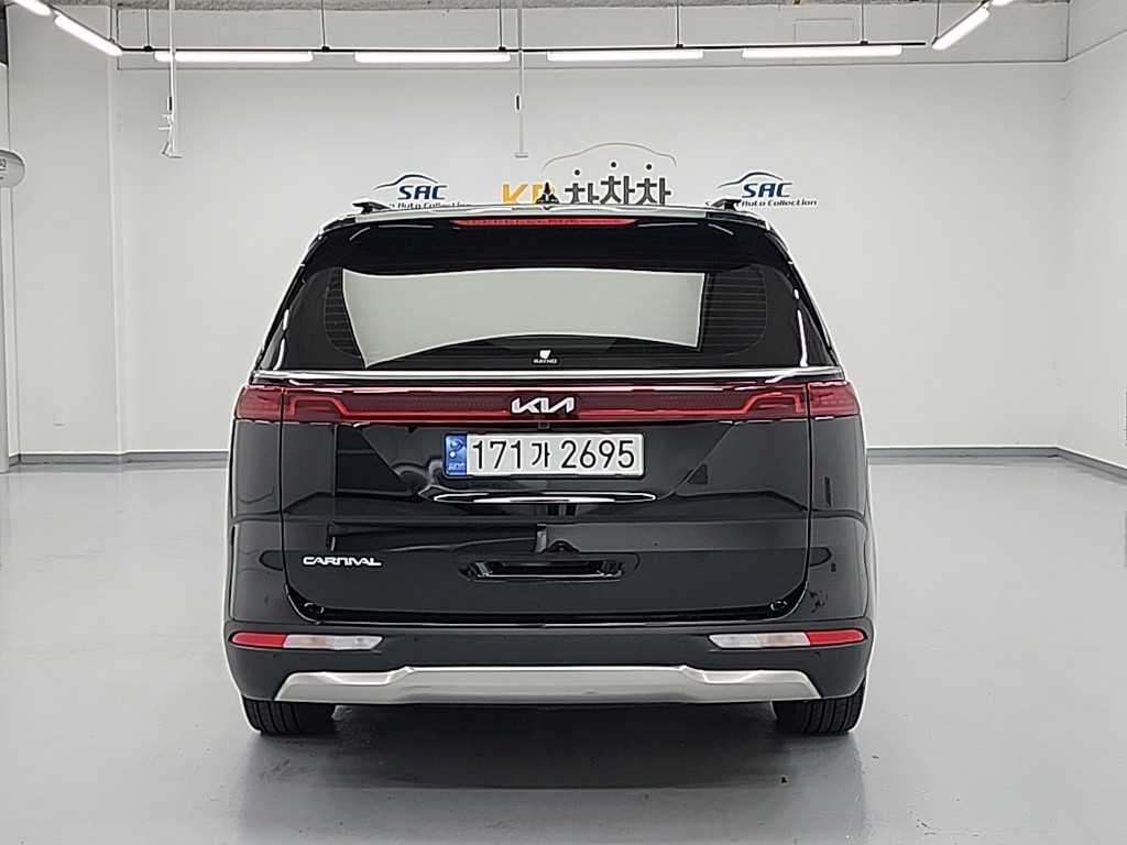 KIA Carnival - Vista 3