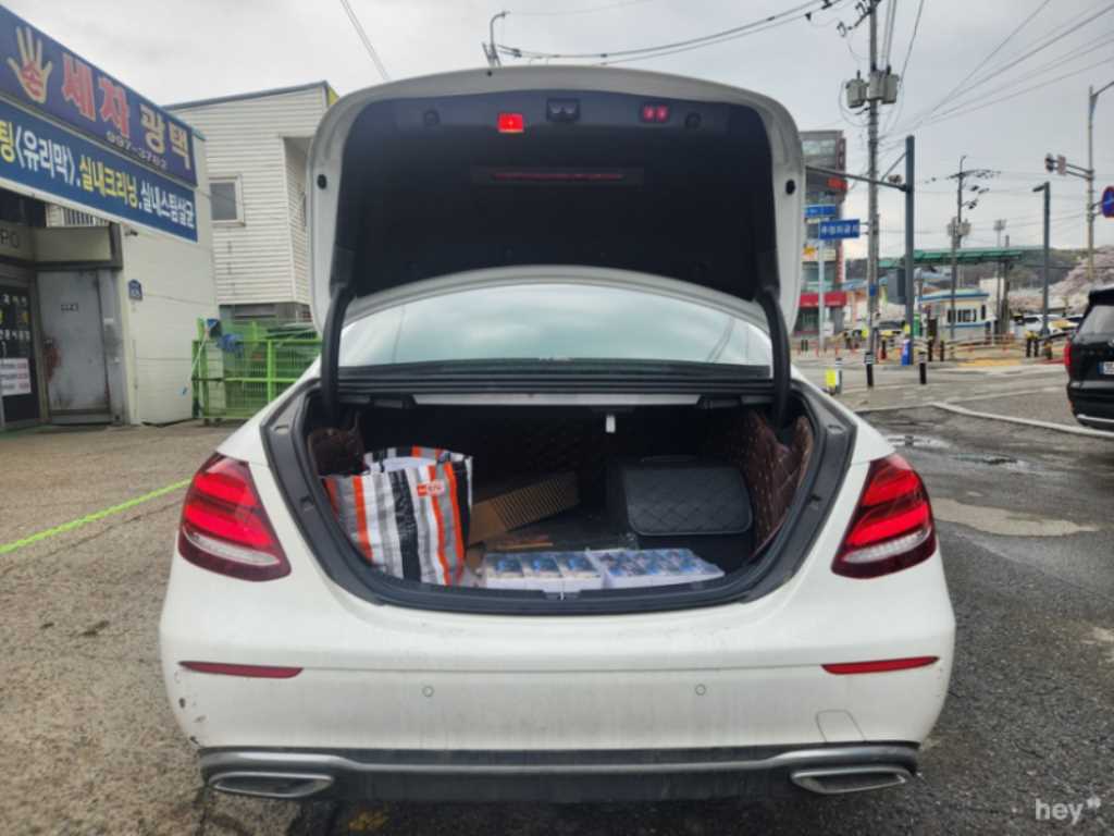 Mercedes Benz E class 2019 Blanco - Importación desde Corea - HF Imports Iquique - Foto 19