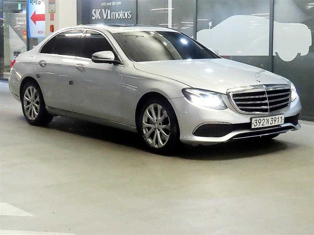 Mercedes Benz E class 2017 Plateado - Importación desde Corea - HF Imports Iquique - Foto 1