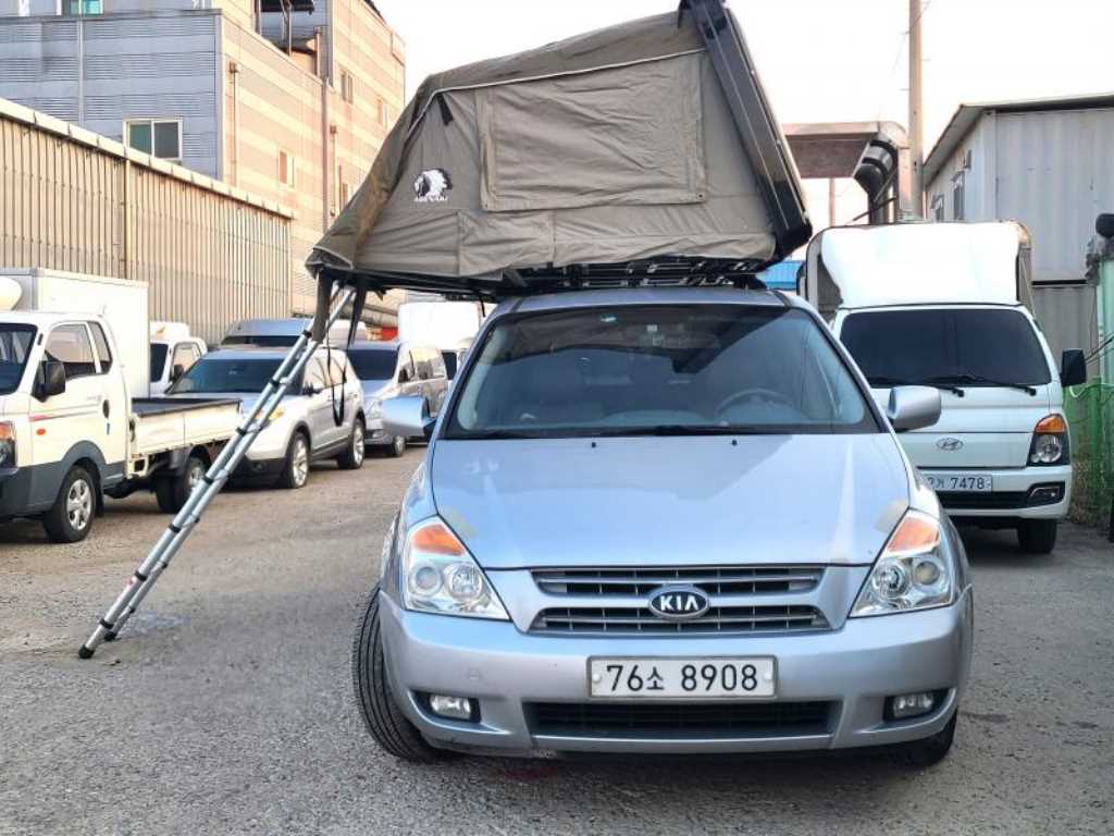 KIA Carnival - Vista 10