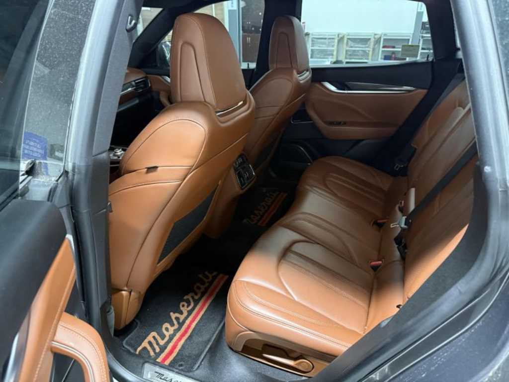 Maserati Levante - Vista 6