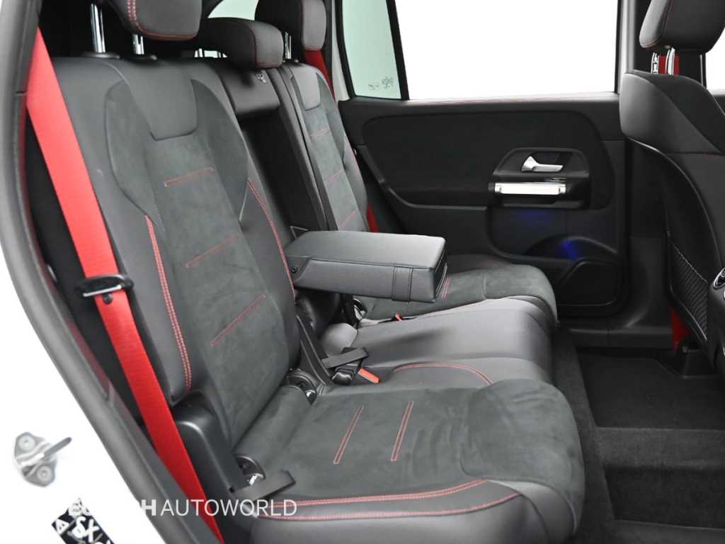 Mercedes Benz GLB Class - Vista 12