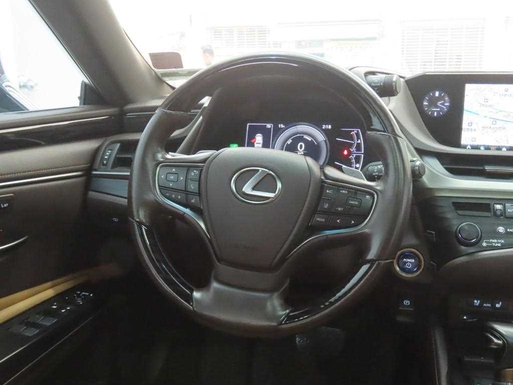 Lexus ES 2019 Gris - Importación desde Corea - HF Imports Iquique - Foto 18